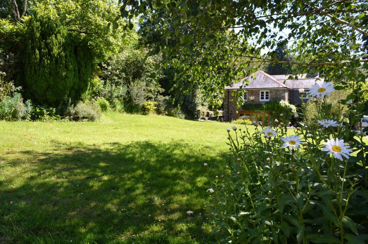 Bow Mill Farm Bed and Breakfast Totnes Exteriör bild